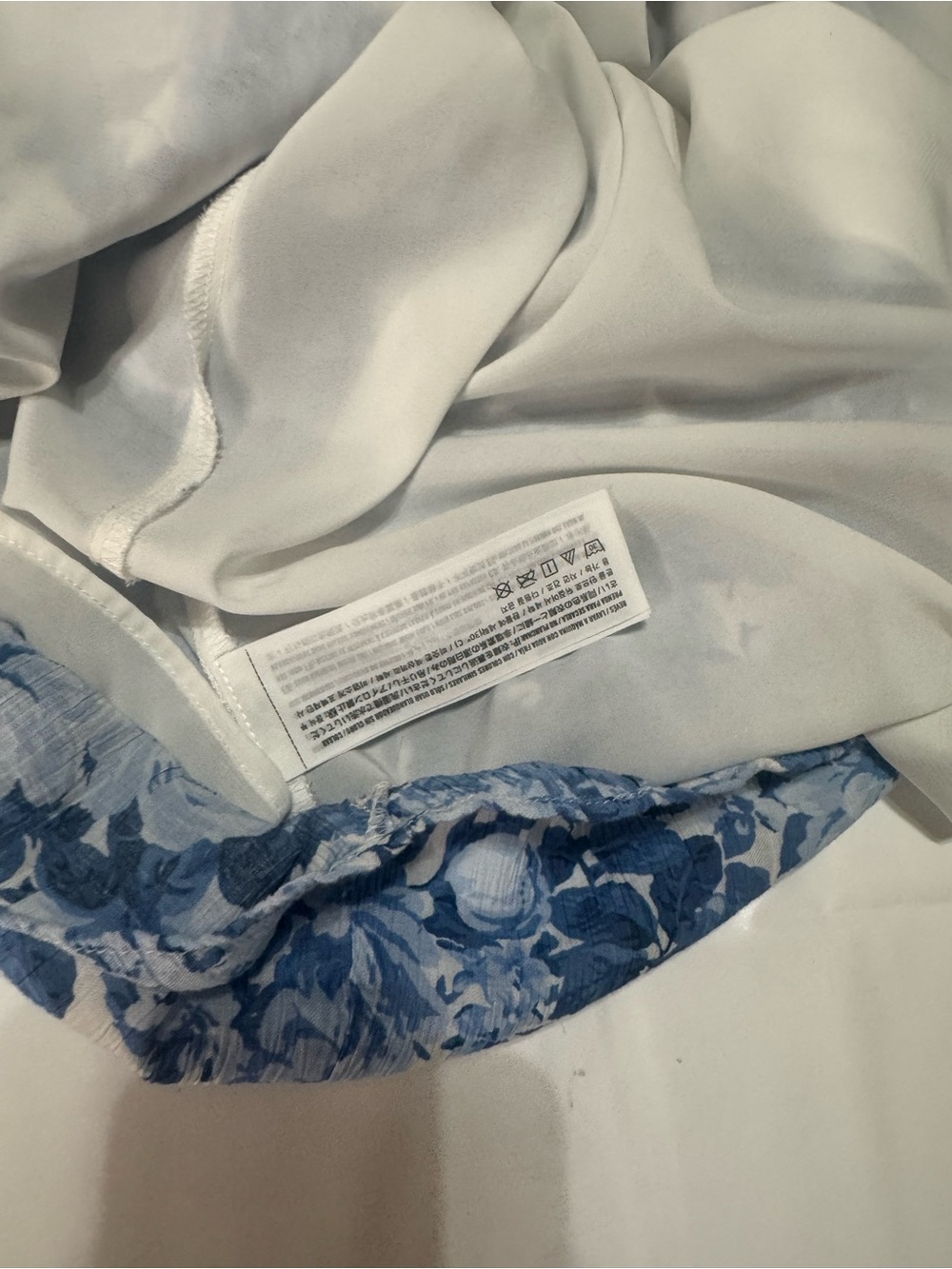 Abercrombie & Fitch Blue and Cream Floral Smocked Maxi Dress - Picture 6 of 8